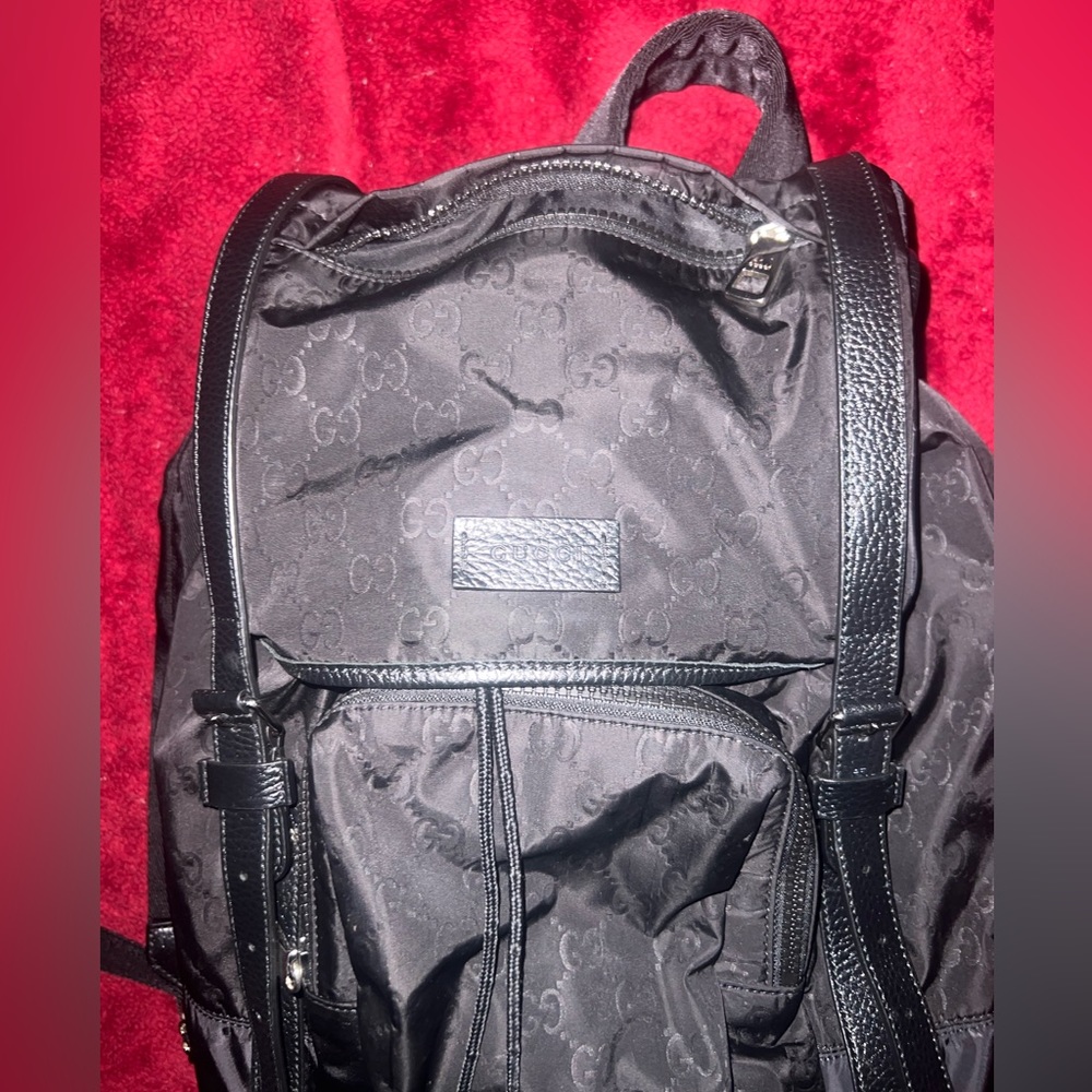Authentic Gucci bagpack 🖤🖤 - Picture 10 of 13